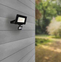 Arlux Lighting Projecteur Extérieur<Projecteur Mural KREON 10W 850lm - Detecteur de Mouvement - Noir