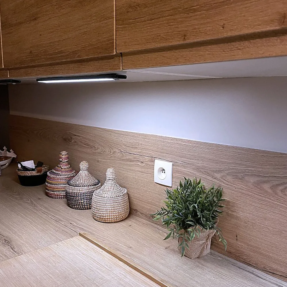 Discount Tibelec Réglette Led dessous de meuble autonome dimmable - - Jena