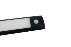GoodHome Luminaire Pour Dressing<Réglette sous meuble Fiennes LED intégrée blanc neutre IP20 260lm 3.7W L.54xl.4,1xH.2cm noir