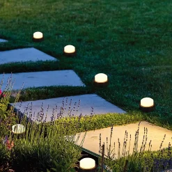 Best Lumisky Spot de balisage solaire à planter ou fixer au mur LED 0,09W IP65 80lm blanc chaud L.12m