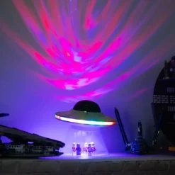 Discount Xanlite - Veilleuse Vaisseau spatial LED Spacelite, 8 modes, enceinte Bluetooth intégrée, Synchronisation sonore - SPACELITE